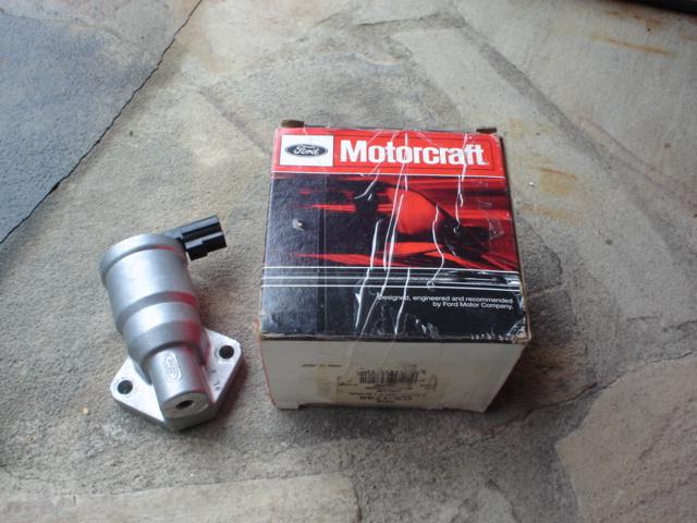 Oem ford escort 97-02 tracer motorcraft cx-1748 idle air control valve 2.0l save