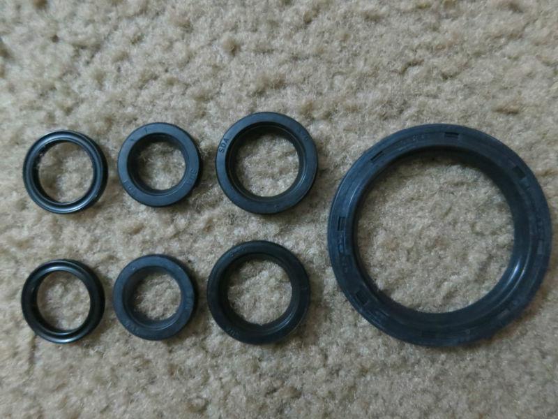 Triumph 5 speed oil seal kit tr6 tr7 t120 t140 p# 99-9957