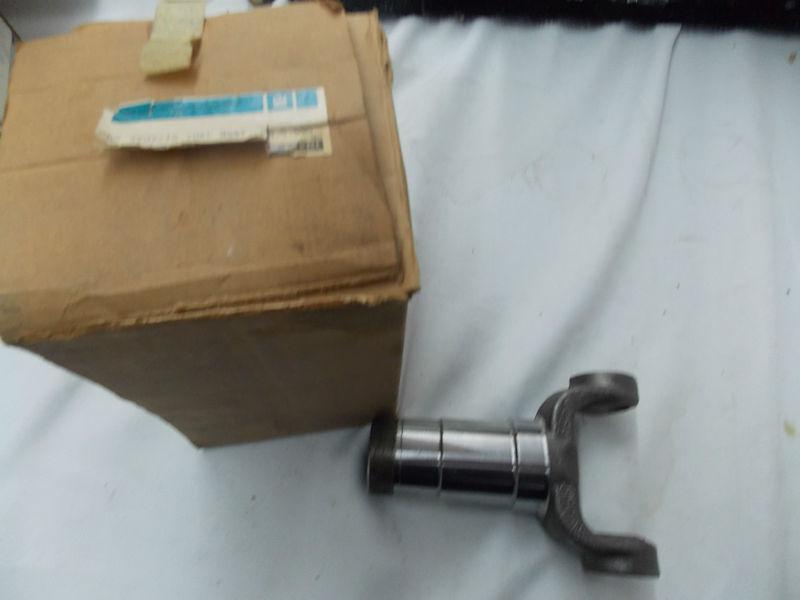 1971 1972 1973 1974 gm slip yoke d20 turbo d40 d64 d74 d75 3707216 3-31481kx nos