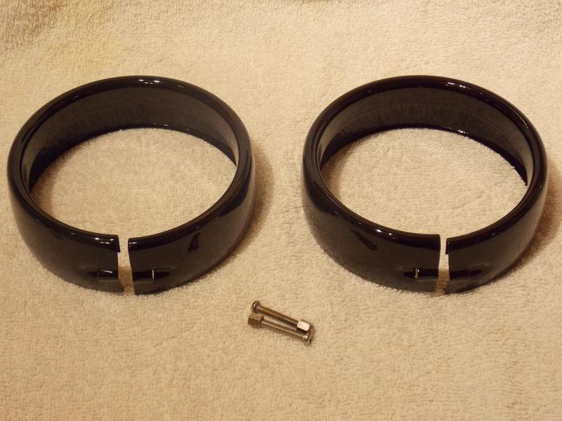 Gloss black 4" frenched-extended spotlight trim rings-street glide