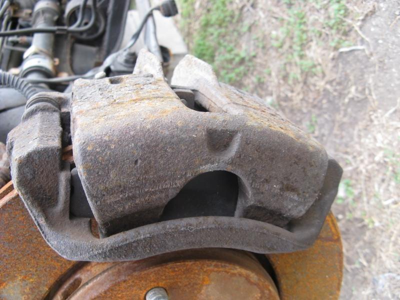 01 02 03 04 volvo s40 r. right passenger rh brake caliper front