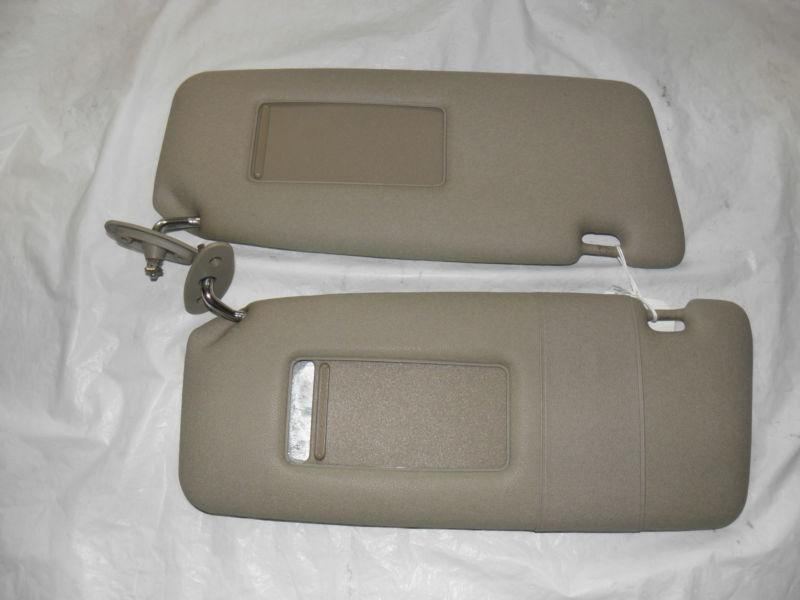 Bmw 540i 1995 genuine sun visor/shade set driver and passenger