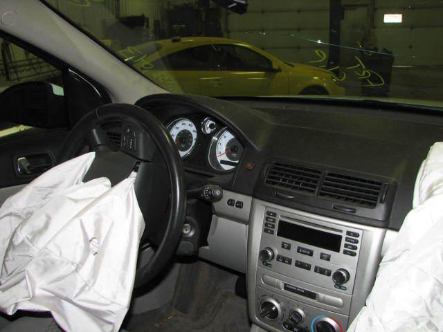 2006 chevy cobalt floor center console gray 1029785