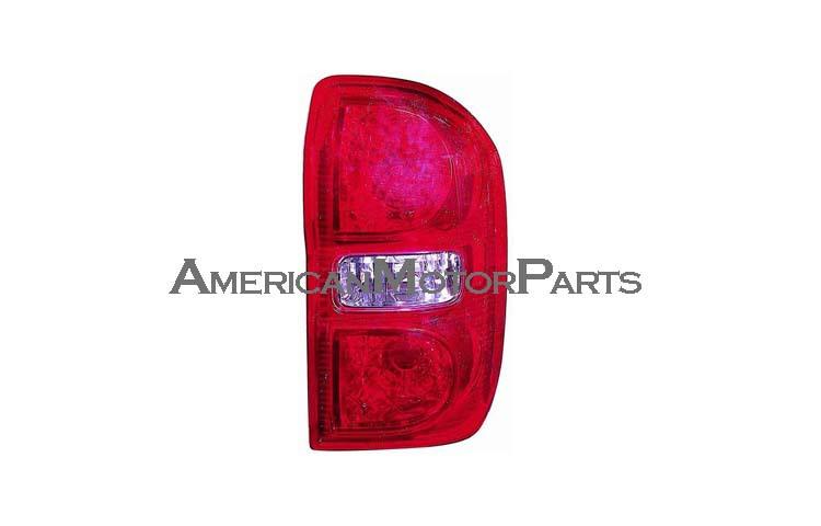 Right passenger side replacement tail light lamp 04-05 toyota rav4 8155142080