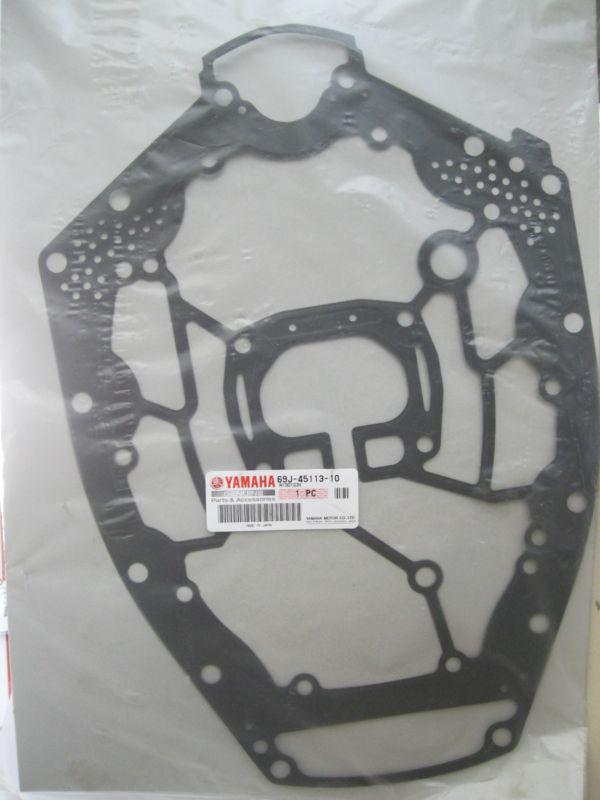 Yamaha upper casing gasket     part# 69j-45113-10-00