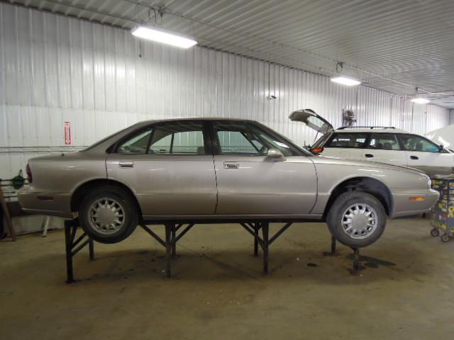 1996 oldsmobile olds 88 51636 miles front door right 2328852