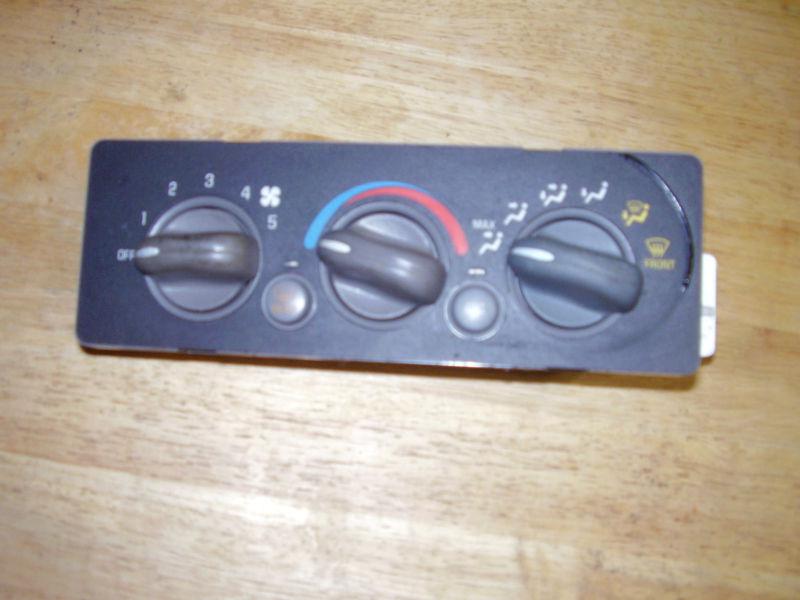 Heater control switch--pontiac grand am--2002--used