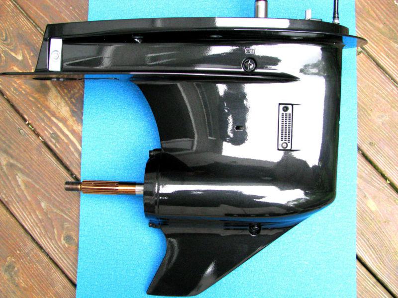 New suzuki outboard df140 four stroke 140hp lower unit gearcase