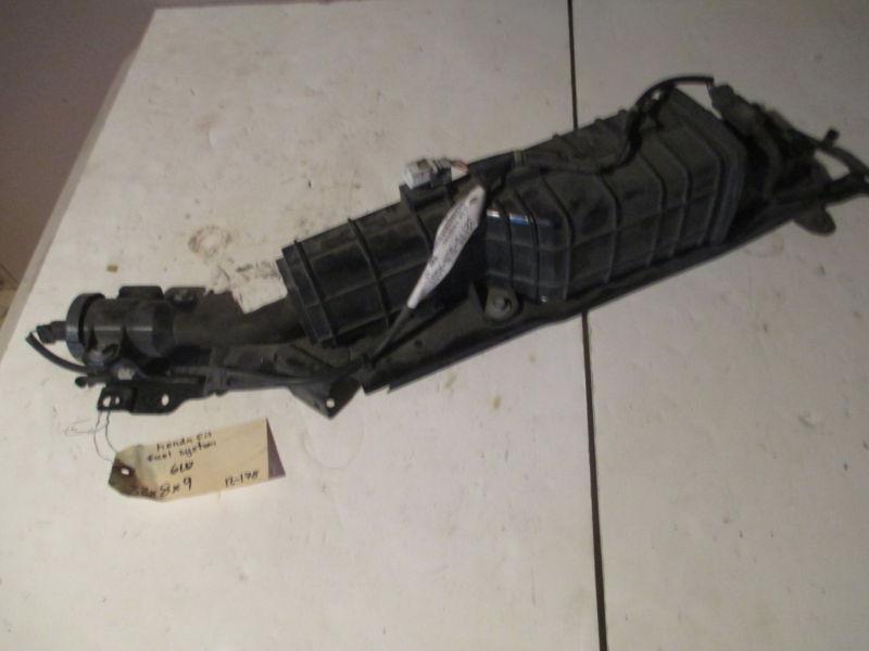 07 08 2007 2008 honda fit sport emission fuel evaporator canister tank assembly