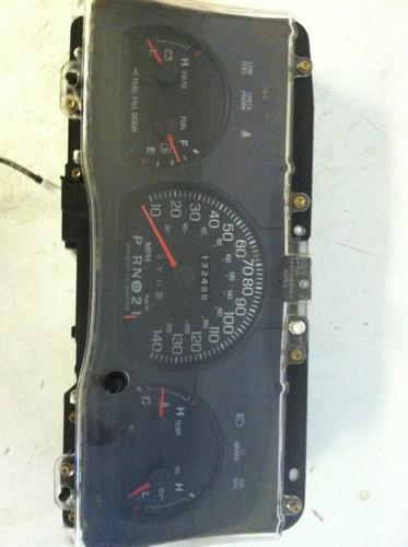 Oem 03-05 ford crown police intrument cluster speedometer 132k