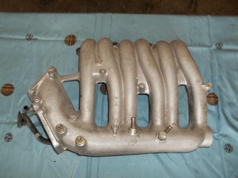 95 96 97 98 99 nissan maxima 3.0 v6 oem intake manifold 