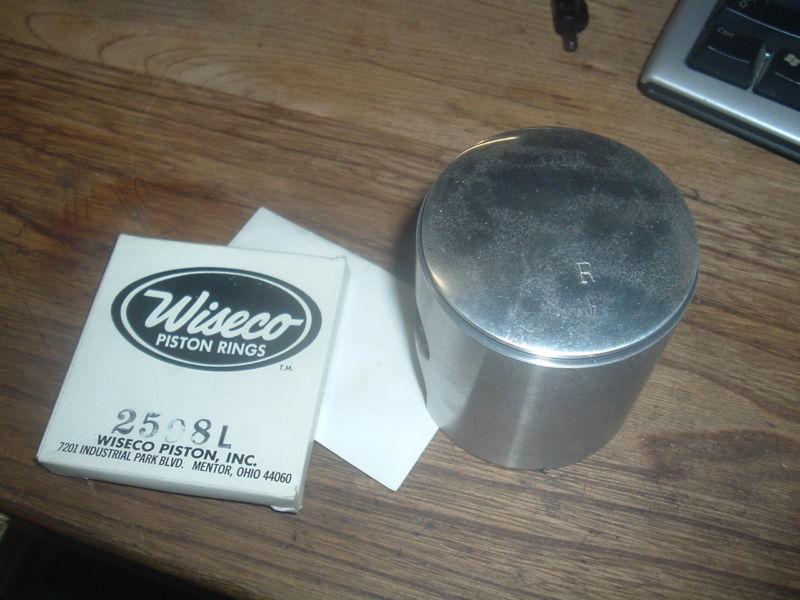 New  wiseco rupp piston kit # 2179ps std  73 nitro/magnum 440 right