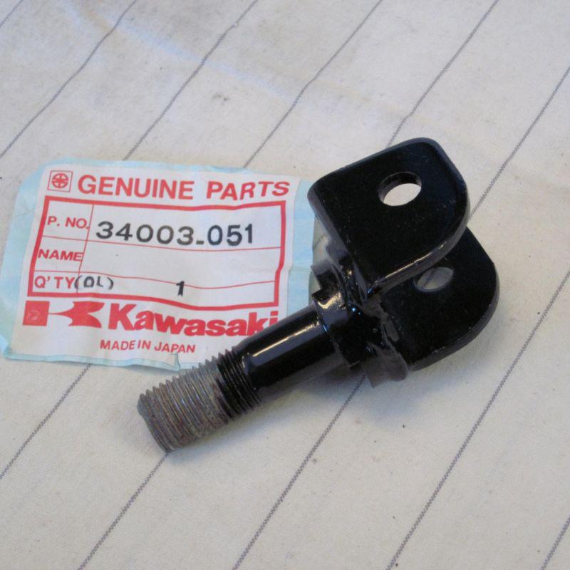 Kawasaki ks125 a kd125 a2 a3 ke125 a1 a4 a5 l.h footrest bracket 34003-051 nos