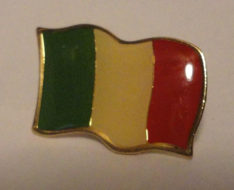 Vintage italian italy country flag automotive hat/lapel pin 