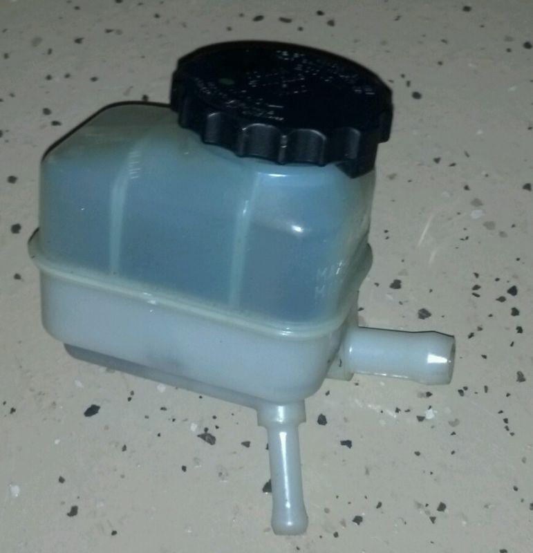 2005-2010 scion tc power steering reservoir oem clean!