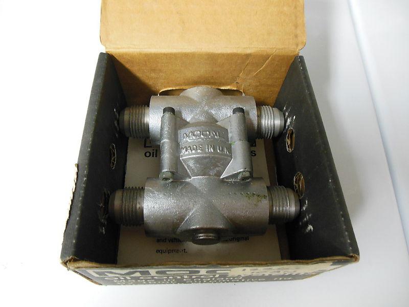 Mocal #ot/2 oil thermostat w/-10 fittings, new