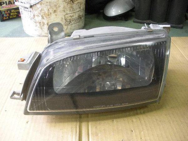 Toyota caldina 1996 left head light assembly [5110900]