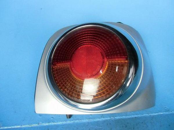 Daihatsu mira 1997 rear right combination lamp [8615500]