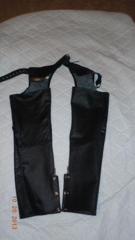 Leather motorcycle chaps