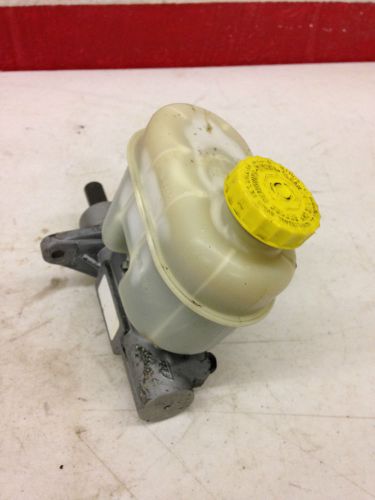 2004 jeep grand cherokee master cylinder w/ reservoir 99-04