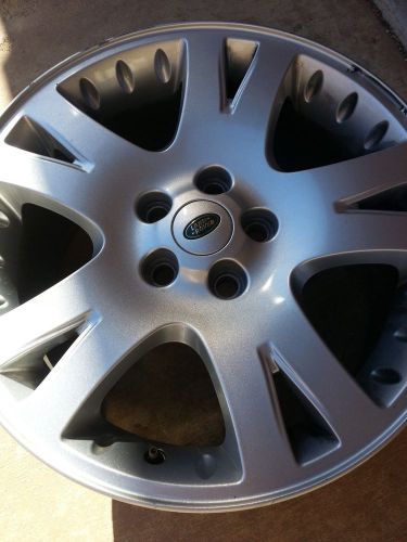 2006 to 2015  4 quanity range rover wheels like new take offs 2000 miles