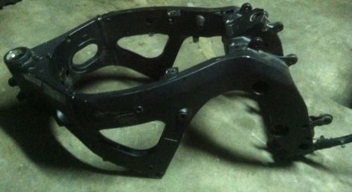 08-09 (2008) suzuki gsxr600 main frame body chassis