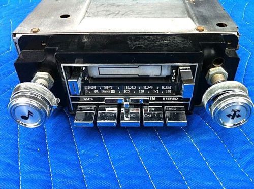 80-87 chevy/gmc  gm delco - oem am/fm cassette stereo/radio - tested works good