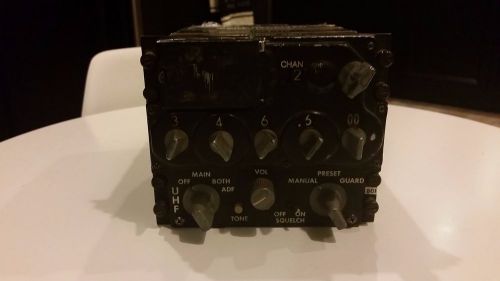 Magnavox rt-1167b arc-164 military radio