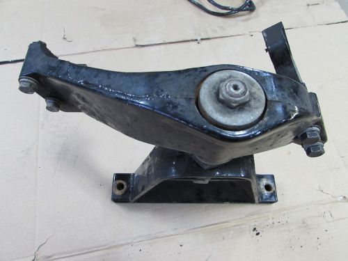 Mercruiser 3.0 alpha one gen 2 &#039;95 engine front mount &amp; hardware 32778 !!!!!!!!!