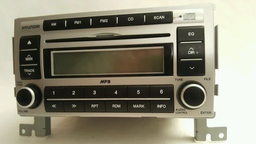 2007 - 2008 hyundai santa fe / am-fm-cd-mp3 in dash radio / receiver # 28068881