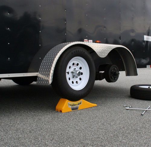Rv and tandemtrailer tire changing ramp aid trailer aid plus