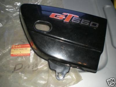 Nos 1974-77 suzuki gt550 side cover 47111-34100-019