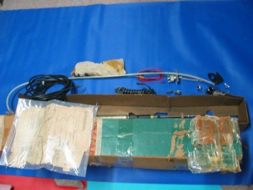 Nos 1957 chevy accessory r.h. rear power antenna # 987606 (rare)