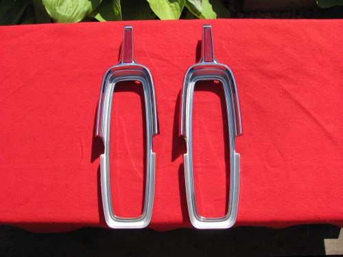 1972 oldsmobile &#034;98&#034; taillight bezels