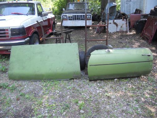 Trunk lid and driver&#039;s door 72 oldsmobile cutless