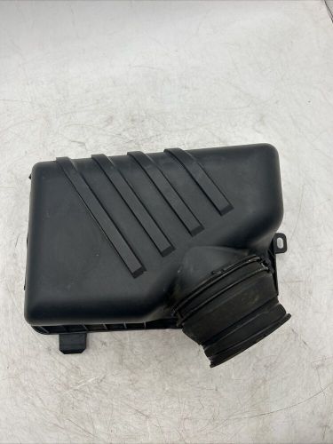 2007-2009  kia spectra 2.0l oem air cleaner box cover