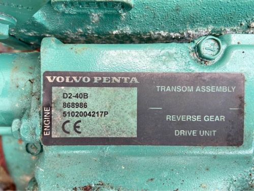 Volvo penta d2-40 marine diesel engine