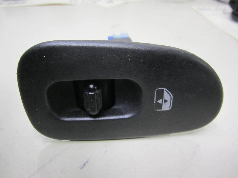 Chrysler 300m 99 00 1999 2000 power window switch & bezel passenger rh