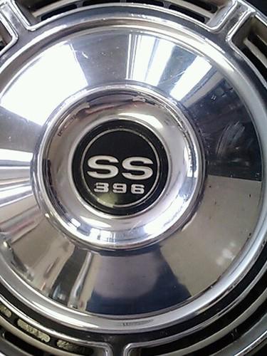 Ss 396 oem set of two hub caps for 1968 chevelle