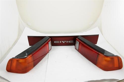 Jdm honda civic hatchback hatch 88 - 89 tail lights w/ garnish ef2 ef3 si sh3