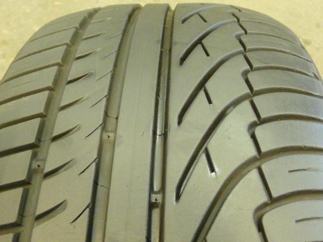 One michelin pilot primacy 205/55/16 p205/55r16 205 55 16 tire # 23047 q