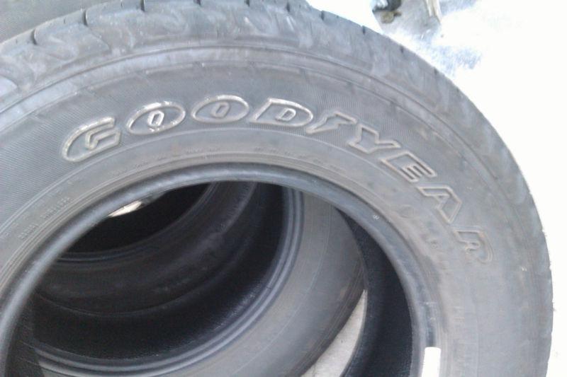 Like new goodyear fortera hl 235/70r16 tire