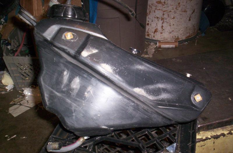 J 03 honda crf450r crf 450r honda 2003 gas fuel petroel tank