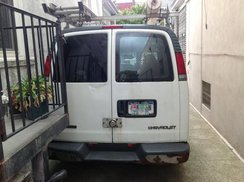 2000 chevy express cargo van 350 (diesel engine needs work) 142k miles