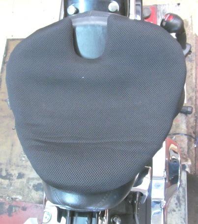 Royal riding, kuryakyn, "cool cushion" memory foam & gel seat pad. 18" x 17"