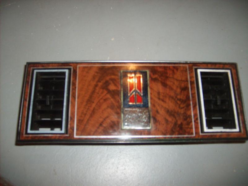 1984 hurst olds dash emblem with panel