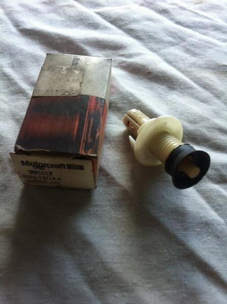 Nos ford mustang ltd 1973- 2001 oem courtesy switch interior light d9az-13713-a