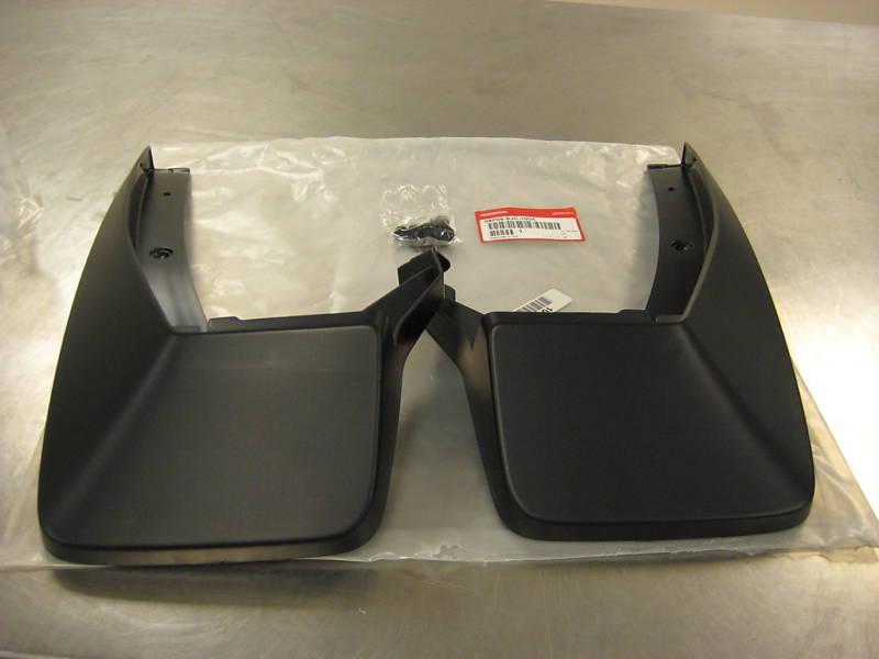 09 2010 2011 honda ridgline new rear splash guards oem