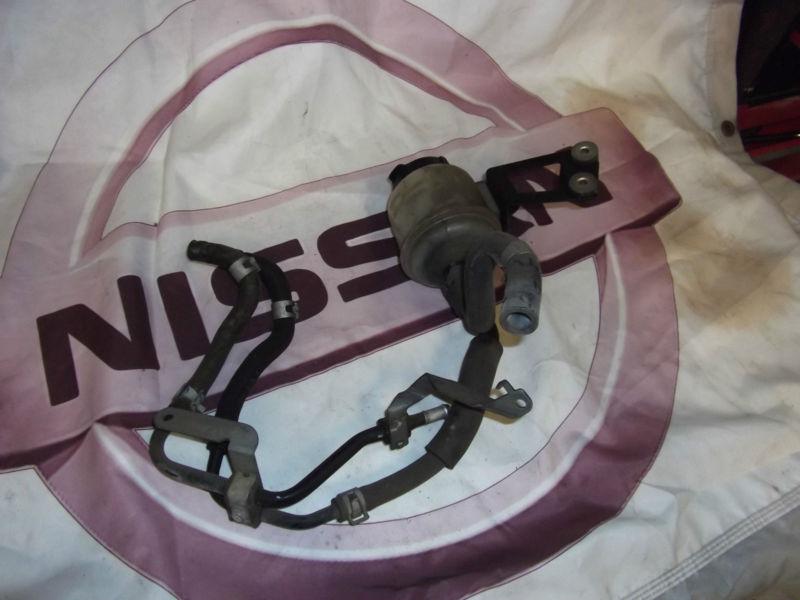 03 350z power steering  reservoir oem graeat condition 