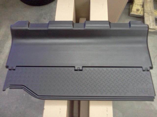 Jeep wrangler add-a-trunk 82210312 new mopar 